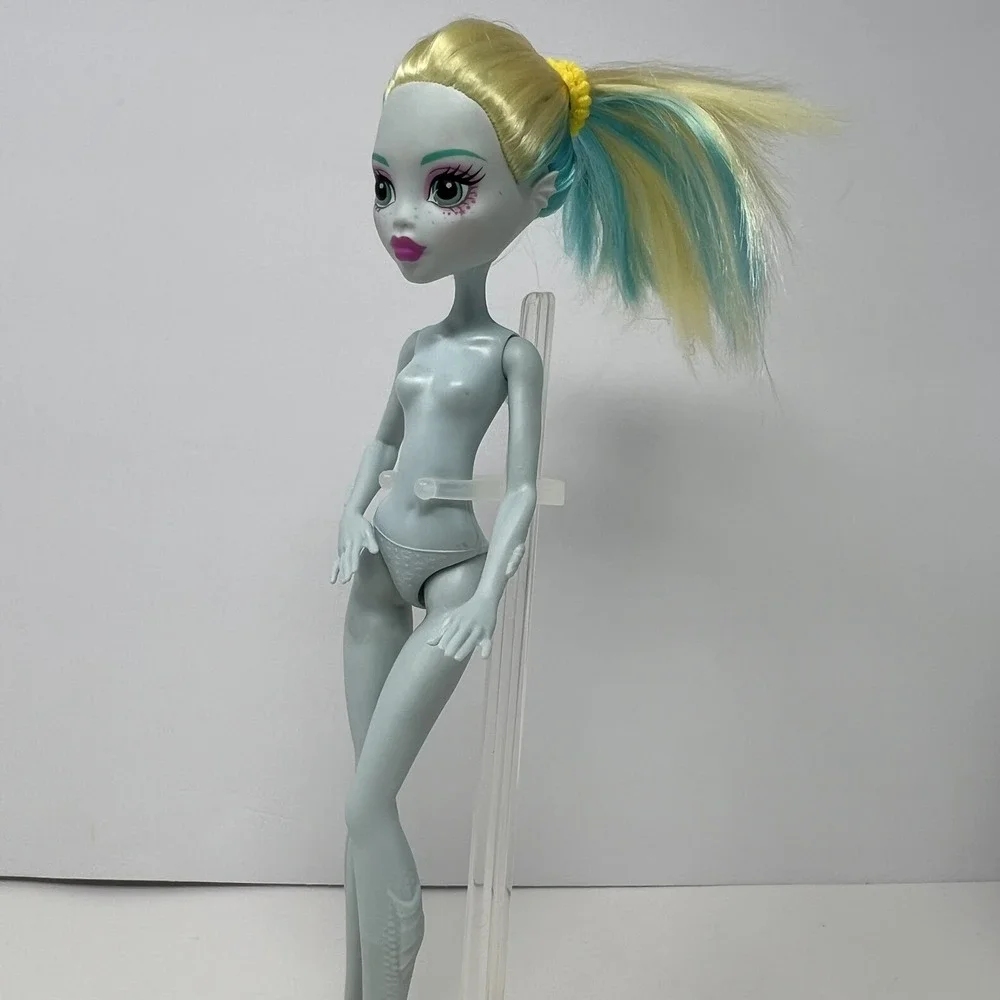 monster high item as